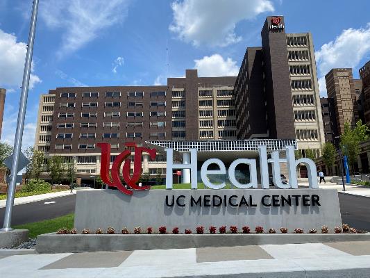 UC Medical Center - new front