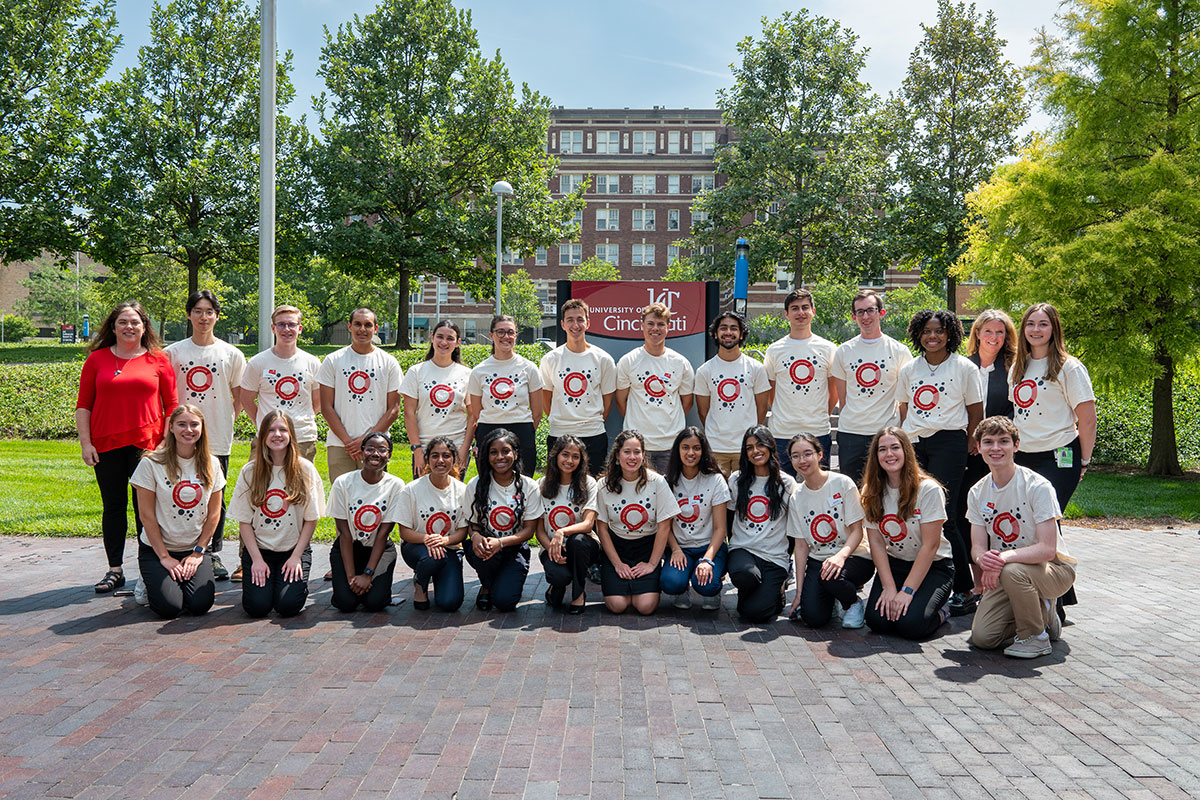 2023 CRSP students gather for a photo.