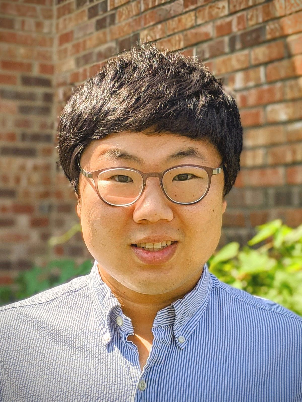 Photo of Ted Hong