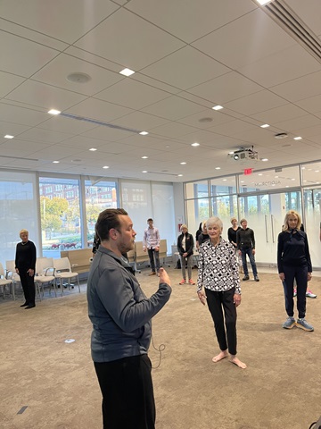 groupofpeopledoingtaichi