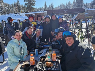 Skiing group