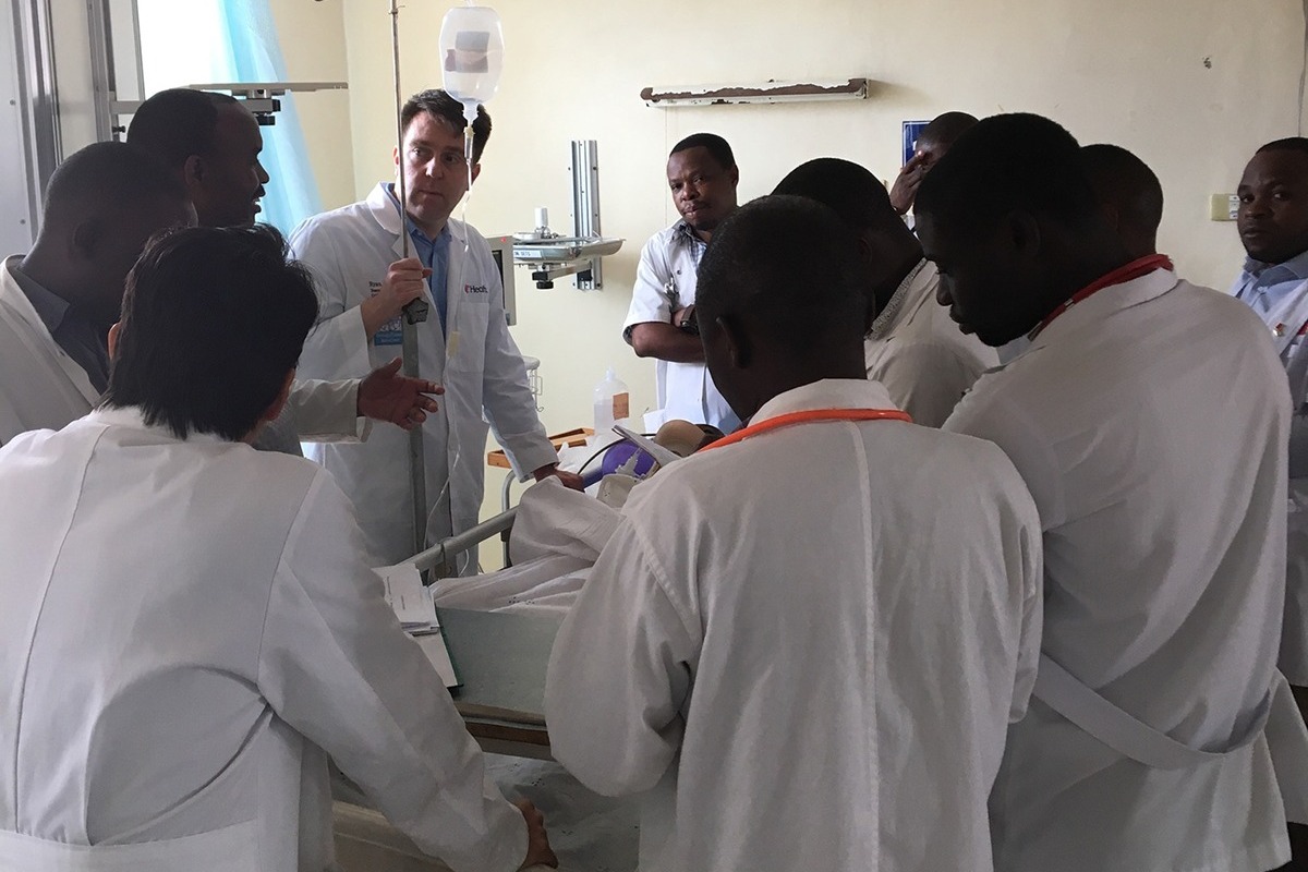 Dr. Ryan Earnest making rounds in Malawi