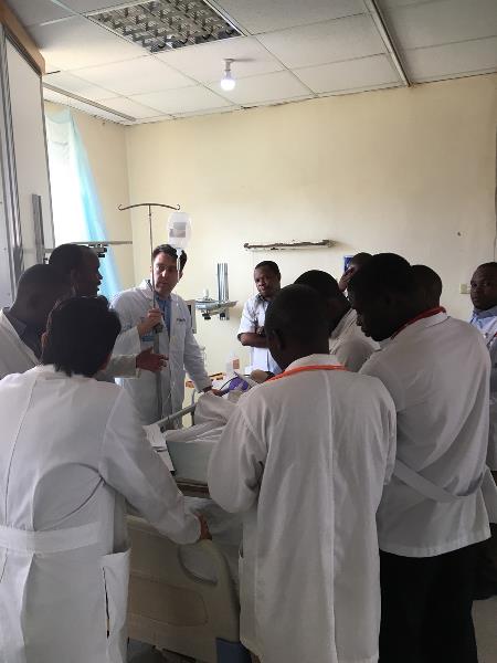 Dr. Ryan Earnest making rounds in Malawi